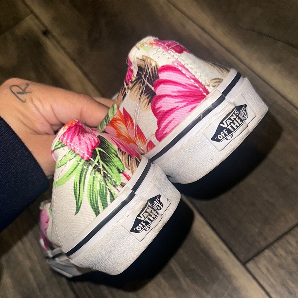 Vans Women's Floral Canvas Sneakers - White and Pink - Picture 6 of 6